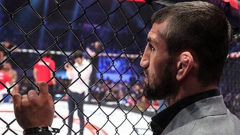 Расул МИРЗАЕВ: «ИСКУПАЮ ГРЕХИ»